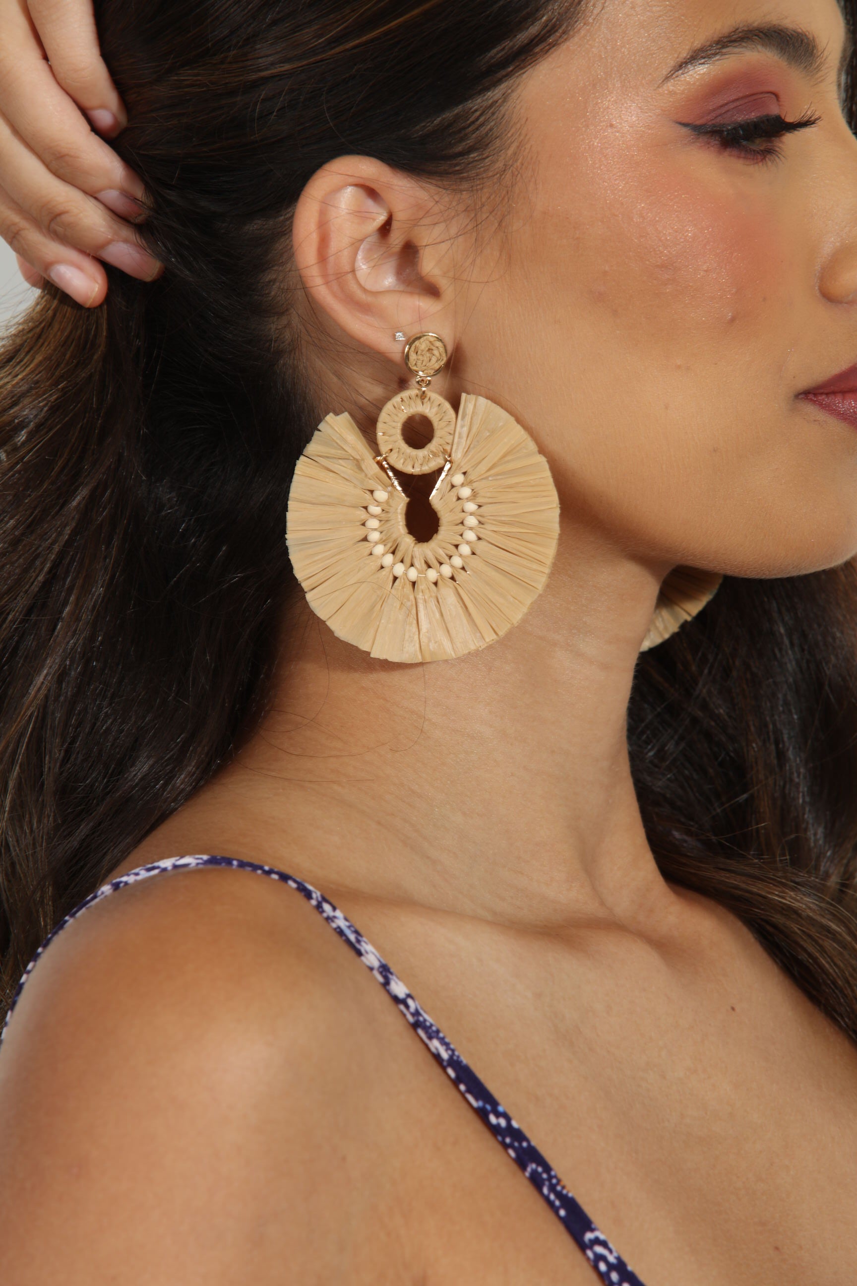 Sand Raffia Circle Earrings