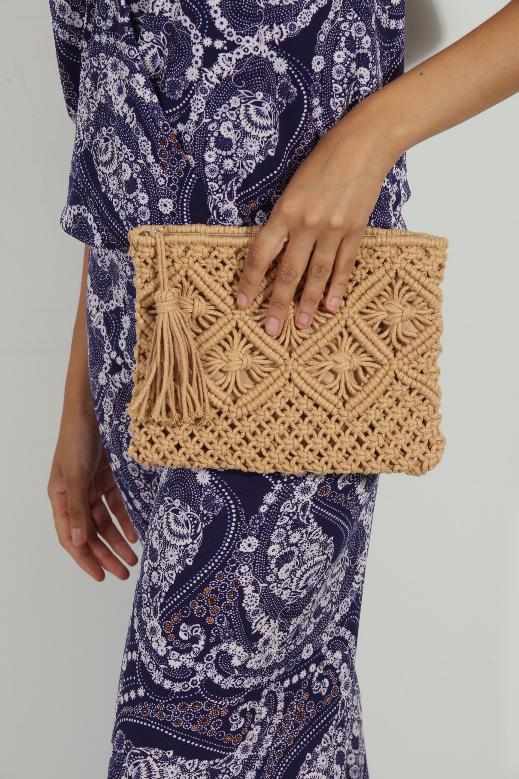 Vacay Woven Soft Clutch