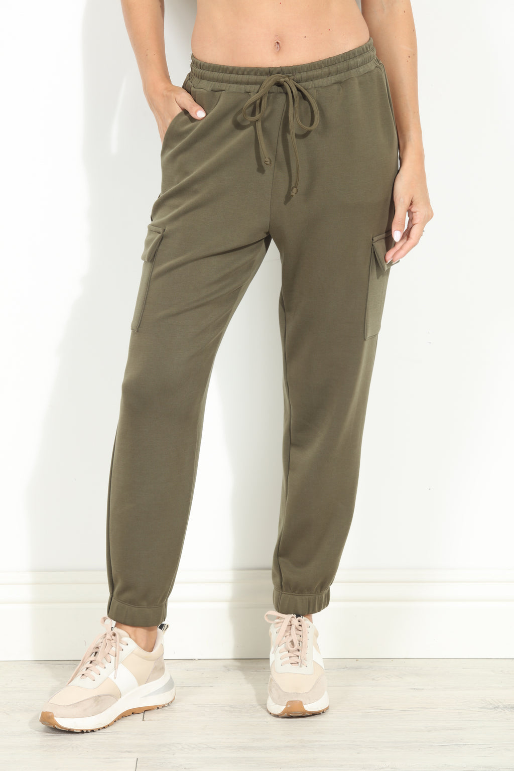 The Off-Duty Set-Olive-BEST SELLER