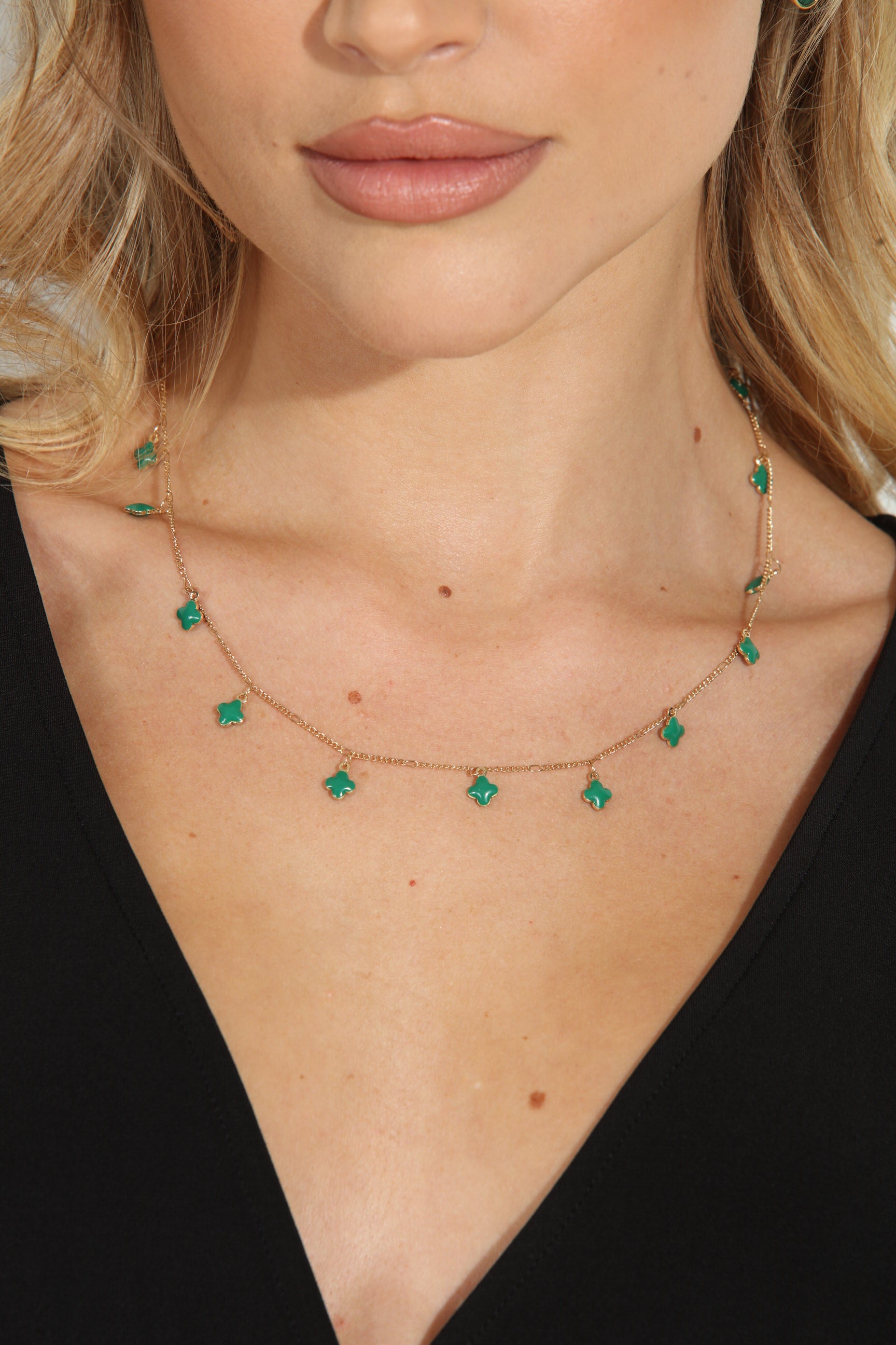 Green Clover Dainty Gold Chain Necklace