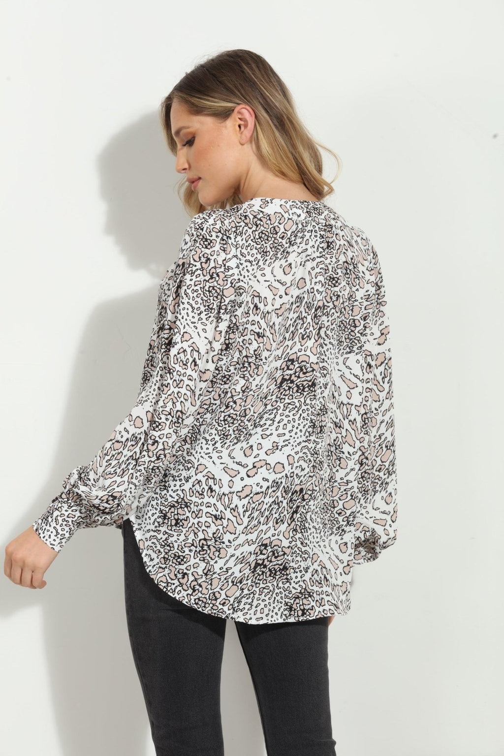 Libbie V Neck Puffed Sleeve Blouse-FINAL SALE
