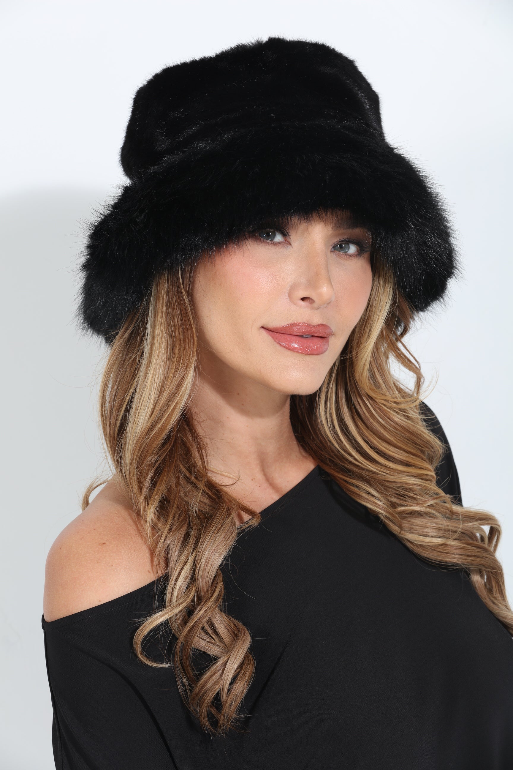 Black Faux Fur Bucket Hat