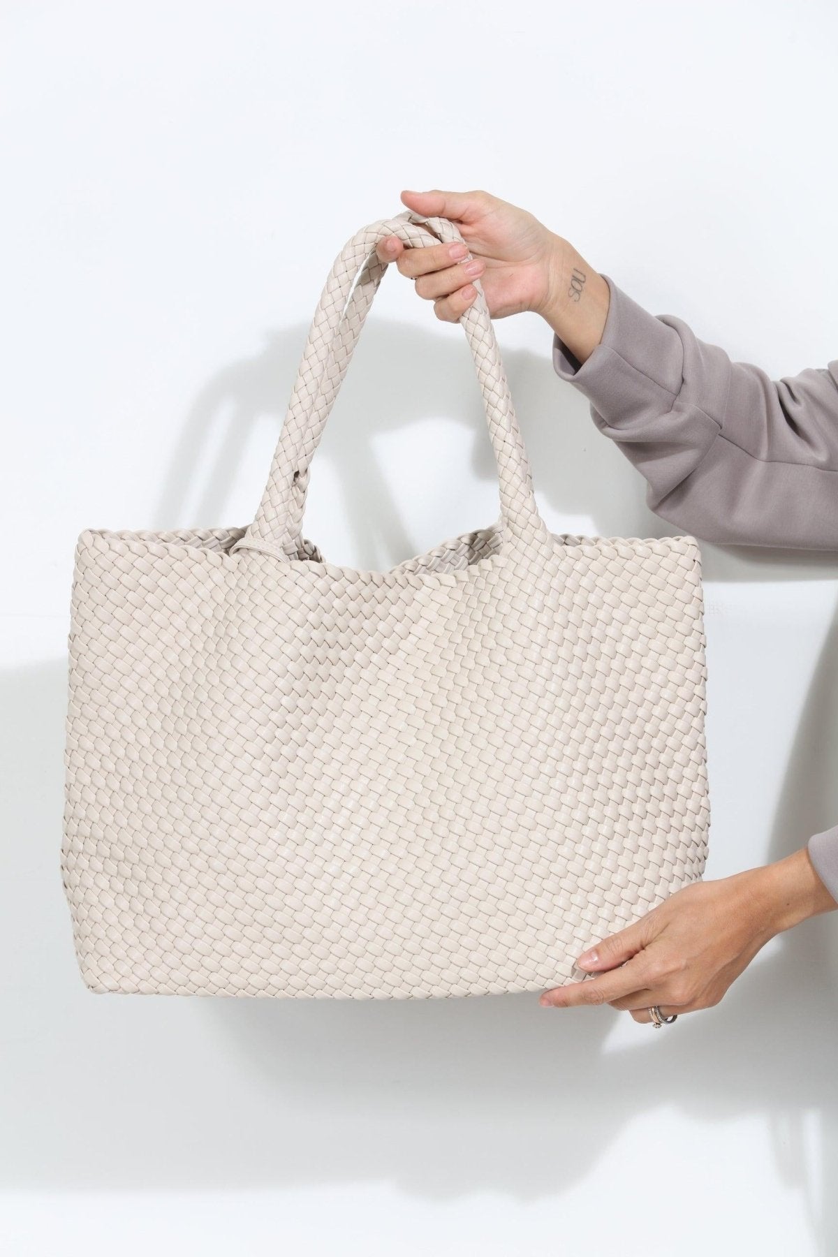 Solana Woven Tote- Latte