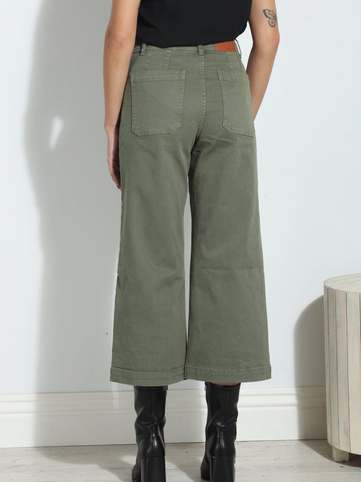 Unpublished Gemma Olive Cropped  Pant-FINAL SALE