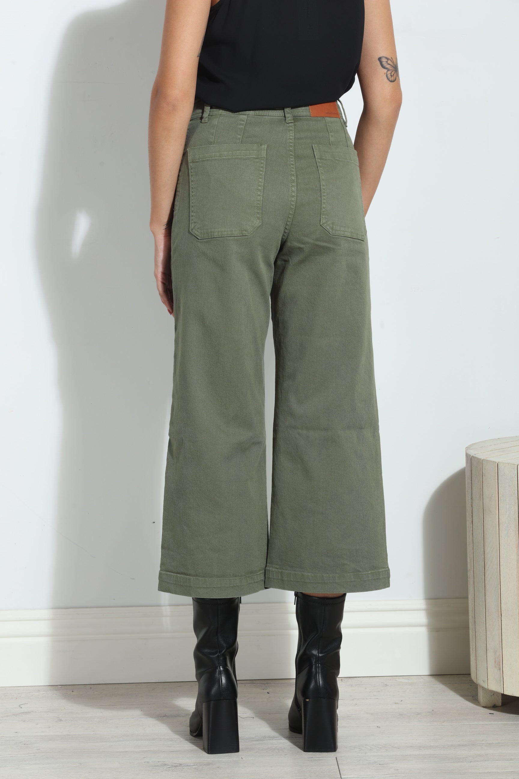 Unpublished Gemma Olive Cropped  Pant-FINAL SALE