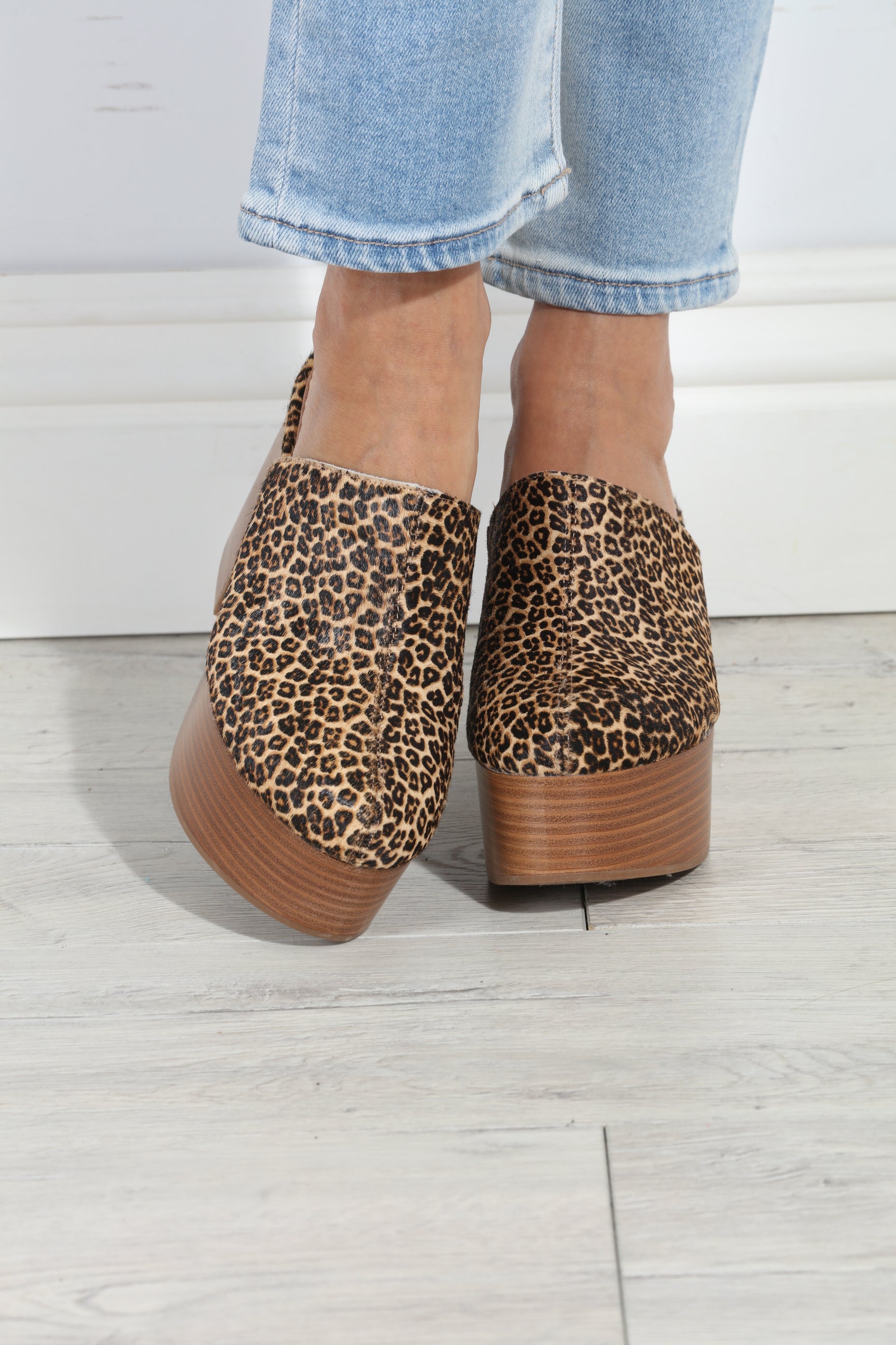 Isolda Leopard Clog-BEST SELLER