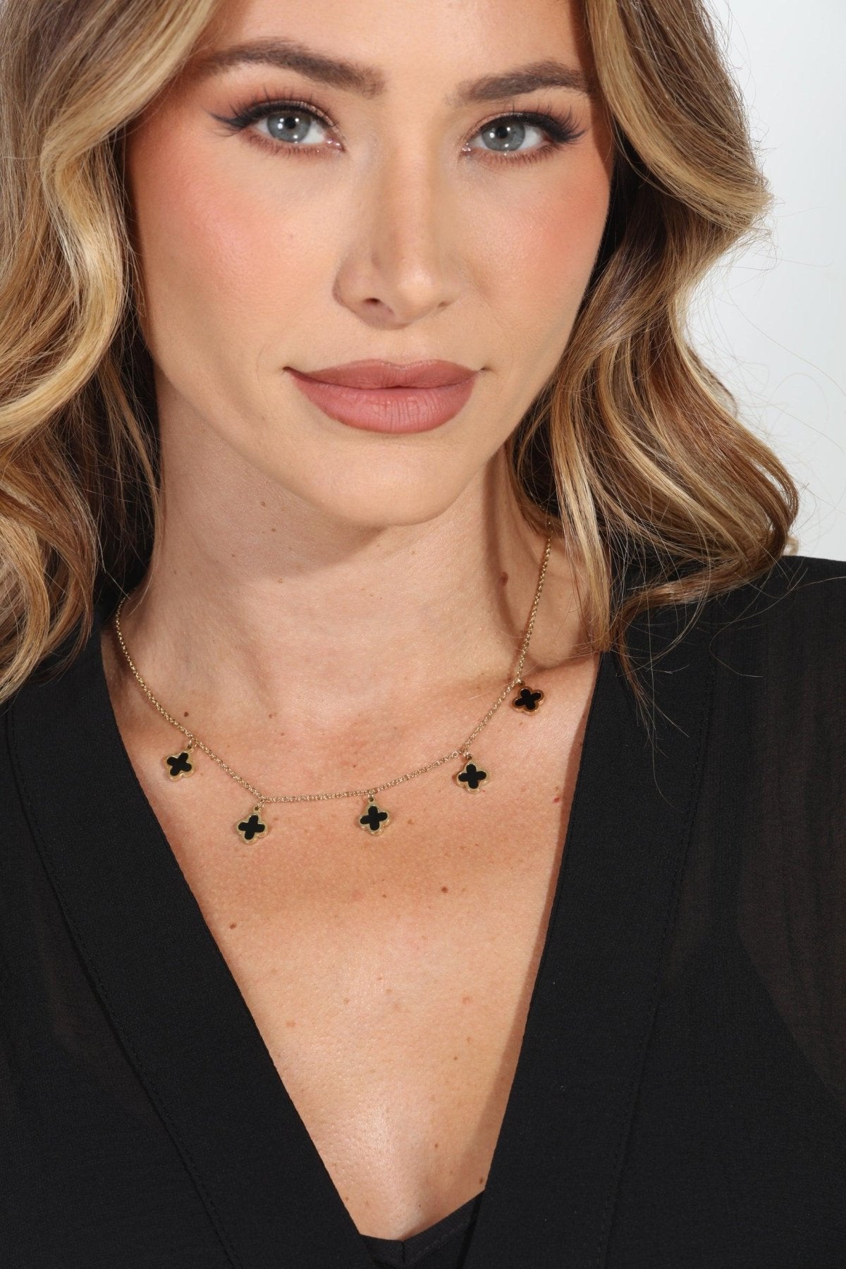 Dainty Clover Charm Necklace