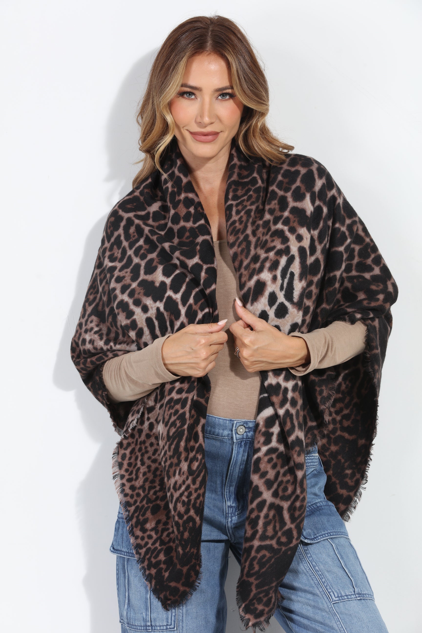 Cocoa Leopard Scarf