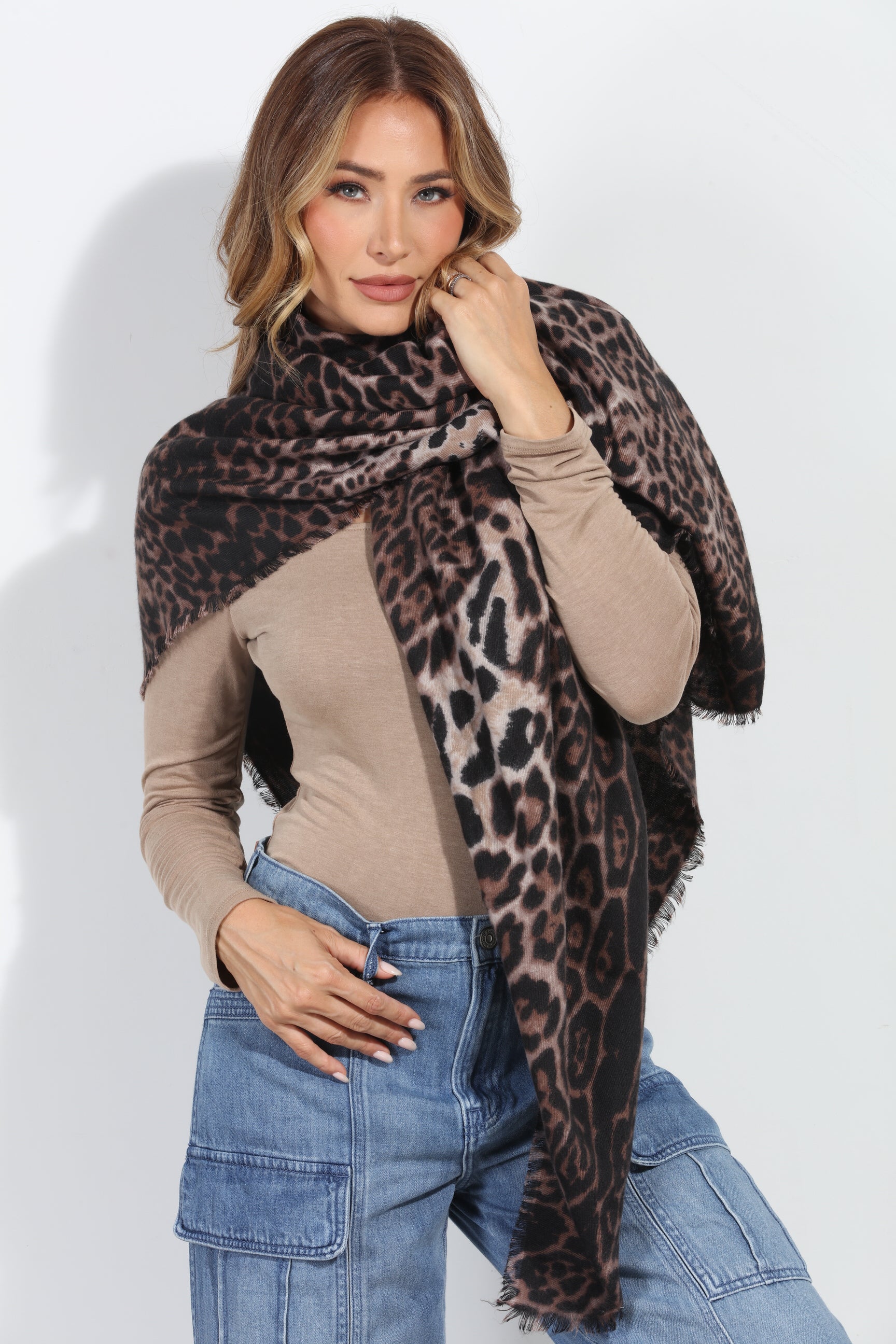 Cocoa Leopard Scarf