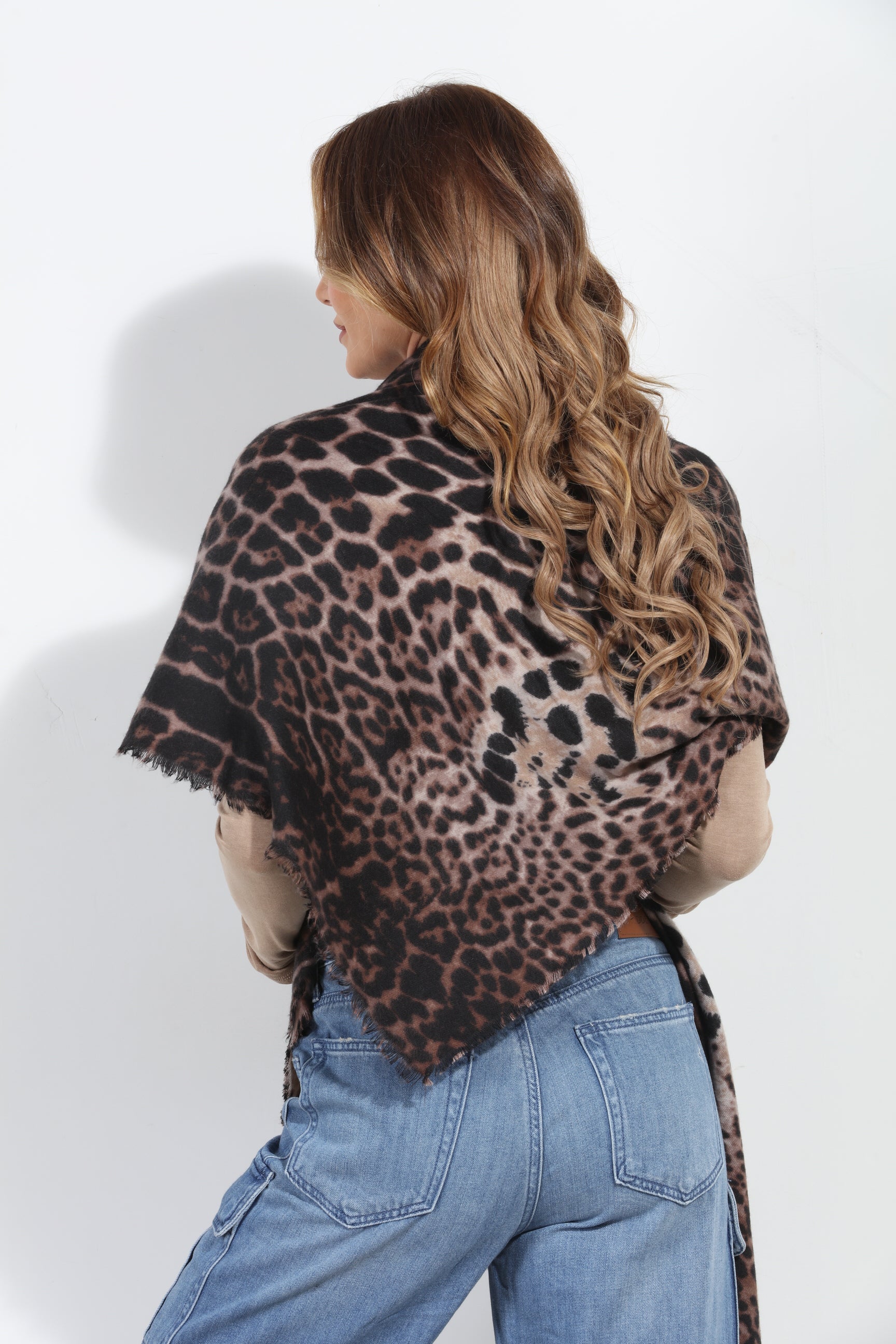 Cocoa Leopard Scarf