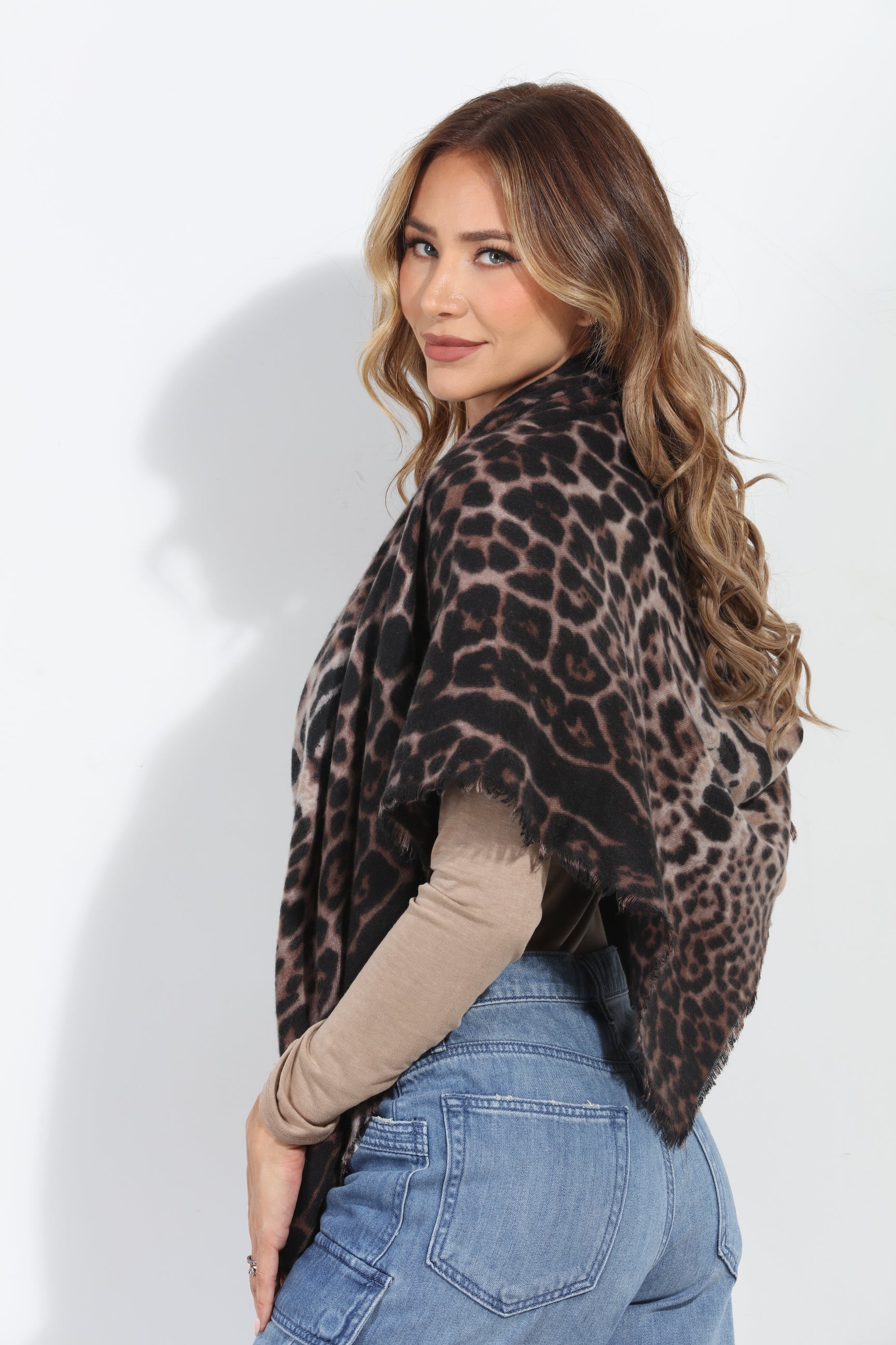 Cocoa Leopard Scarf