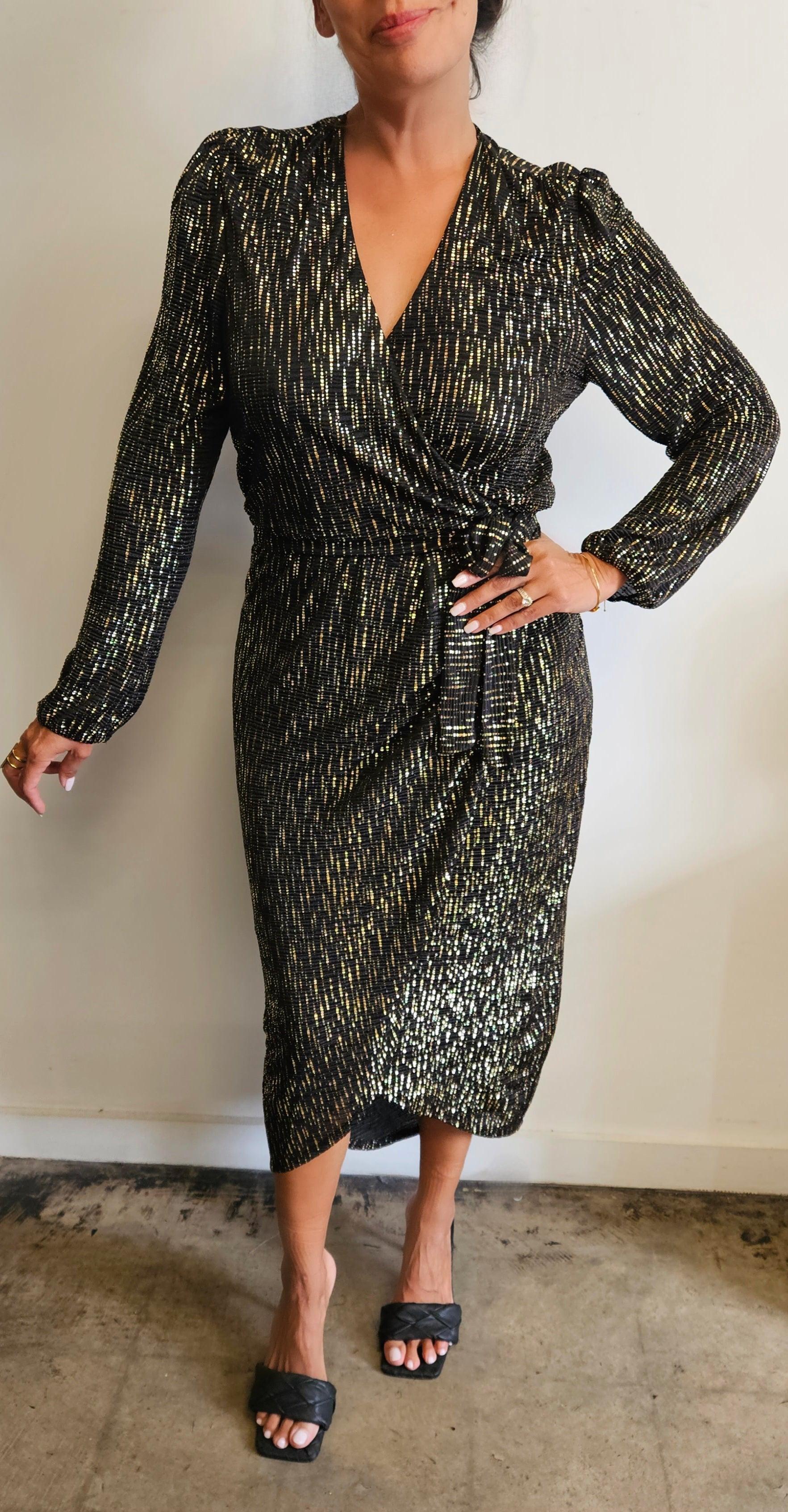 wrap dress sale Isabella Long Sleeve (Sale) and gingham floral print Tie closure V Maxi Wrap Dress