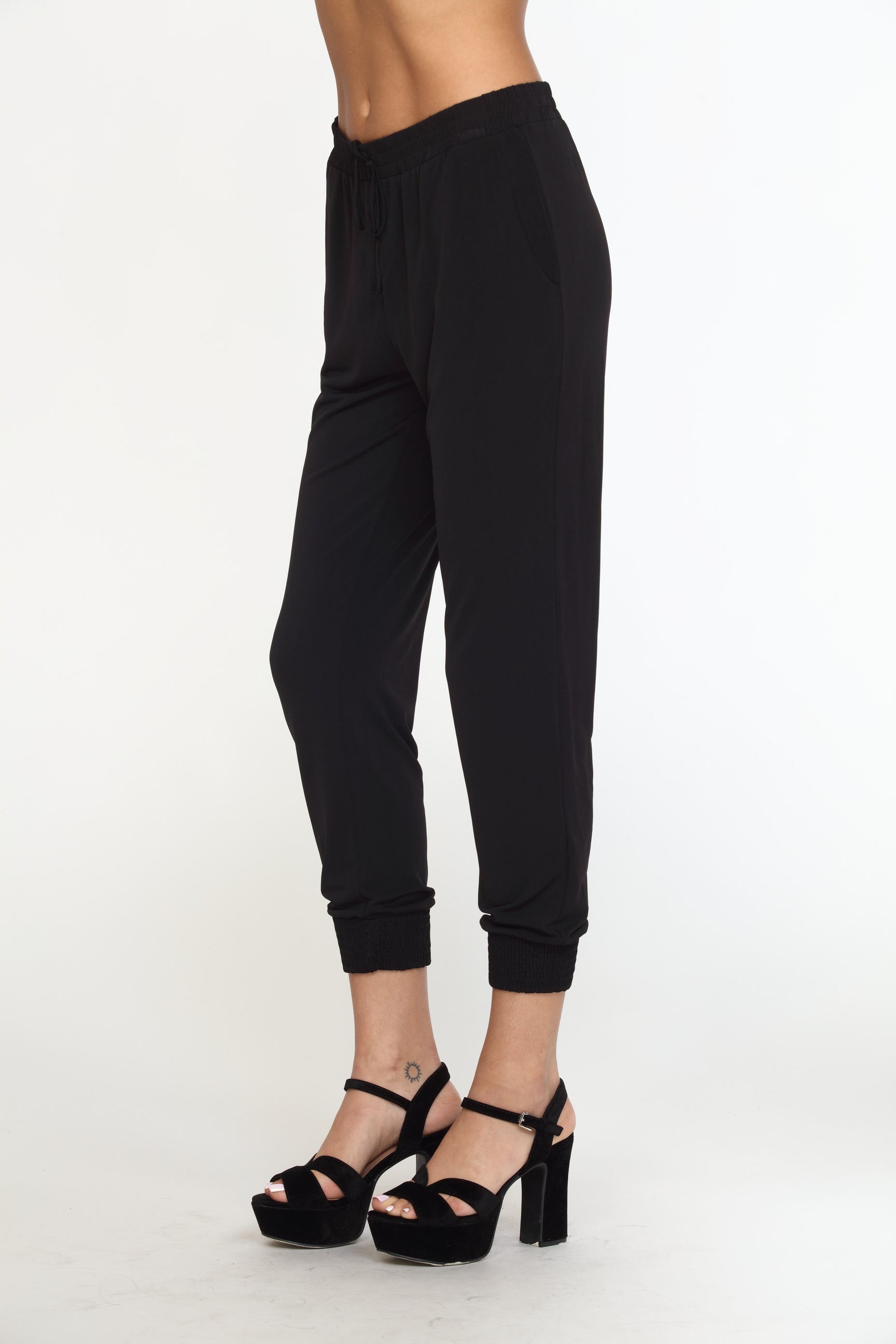 Black dressy outlet joggers womens