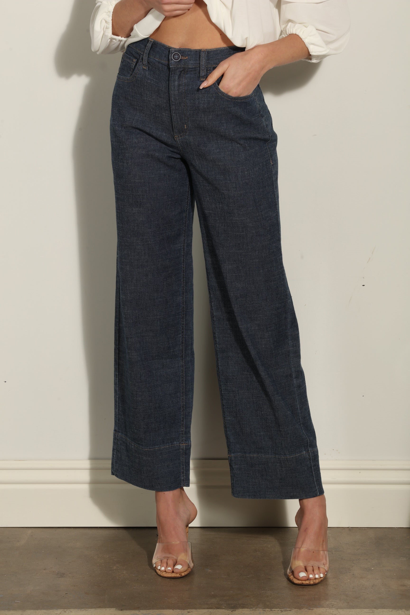 Level 99 store linen pants