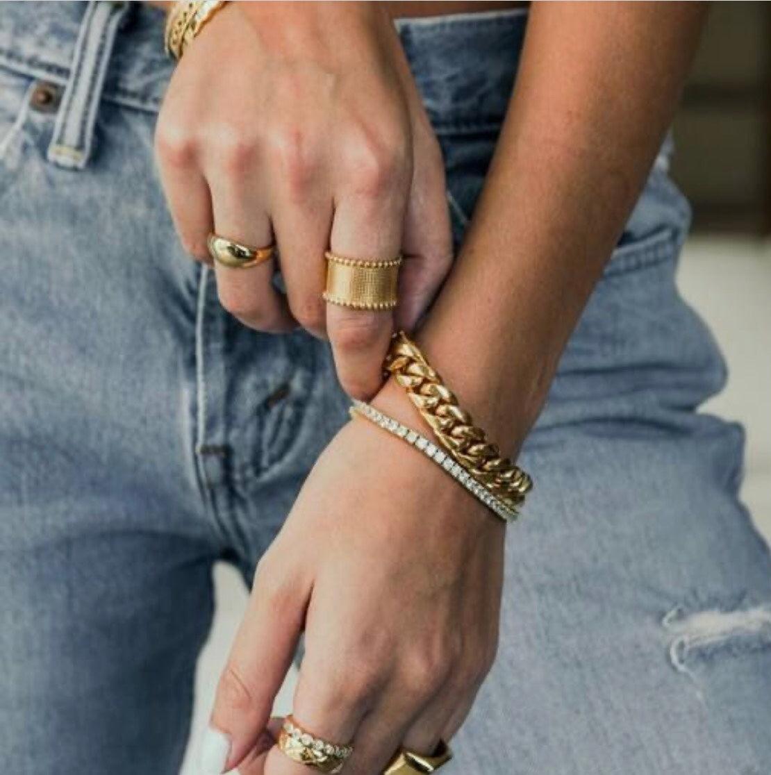 Sahira Chunky Gold Chain bracelet- 18K Gold Plated